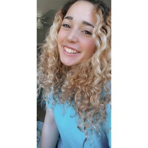 Meet your Posher, Suzanne